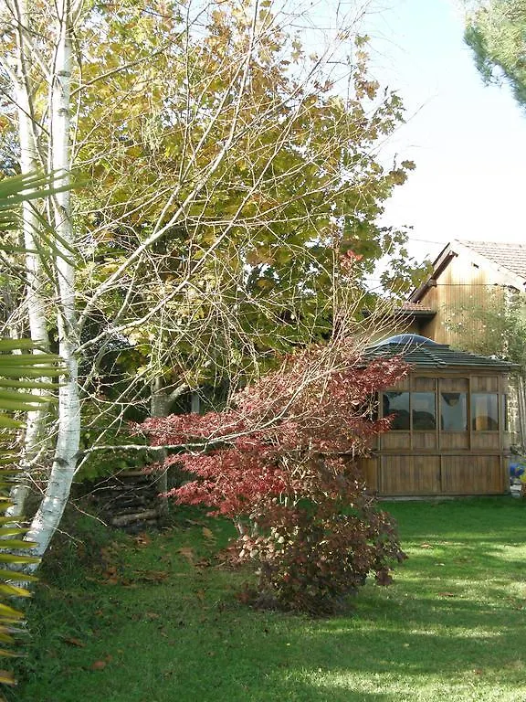 Villa Au Moulié à Blousson-Sérian France