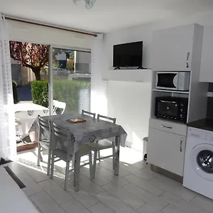  Appartement Hameau Des Thermes - Rez De Chaussée
